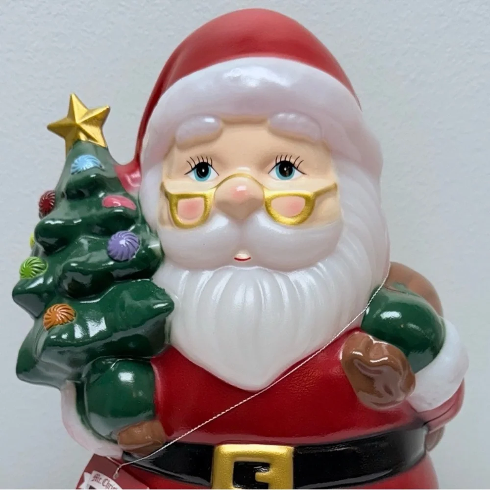 New! Santa holding Christmas Tree 12